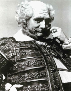 Sir Geraint Evans in his most famous role, as Falstaff, at New York's Metropolitan Opera 